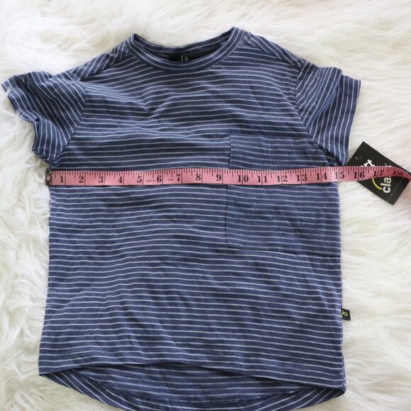 Art Class Boys' Blue & White Striped T-Shirt | Size XS (4/5) | NWT 💙🤍 - Picture 7 of 8